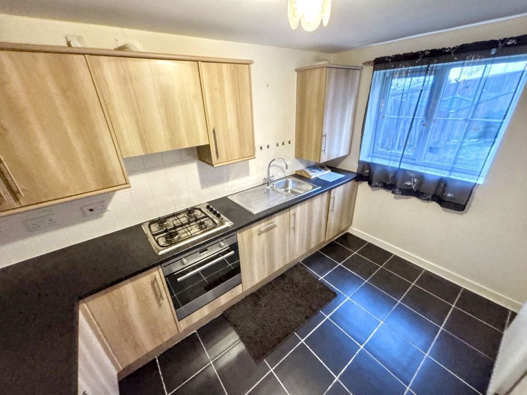 Property image 3 of 16