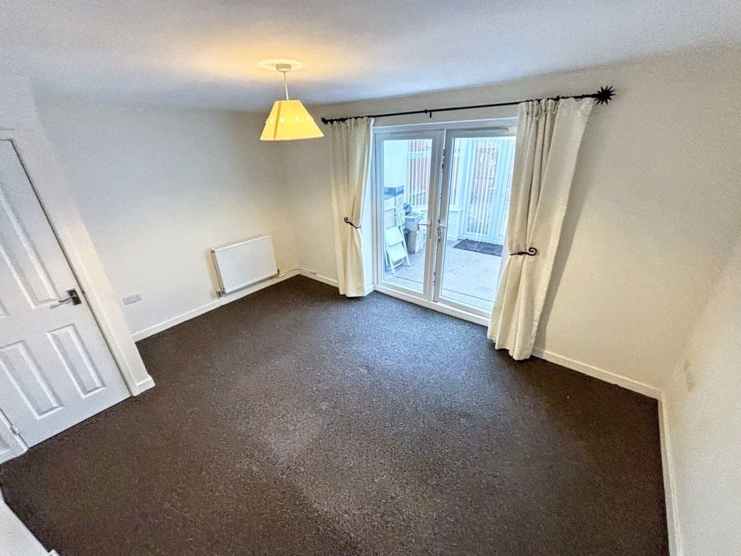 Property image 5 of 16