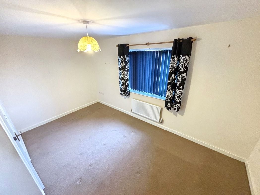 Property image 12 of 16
