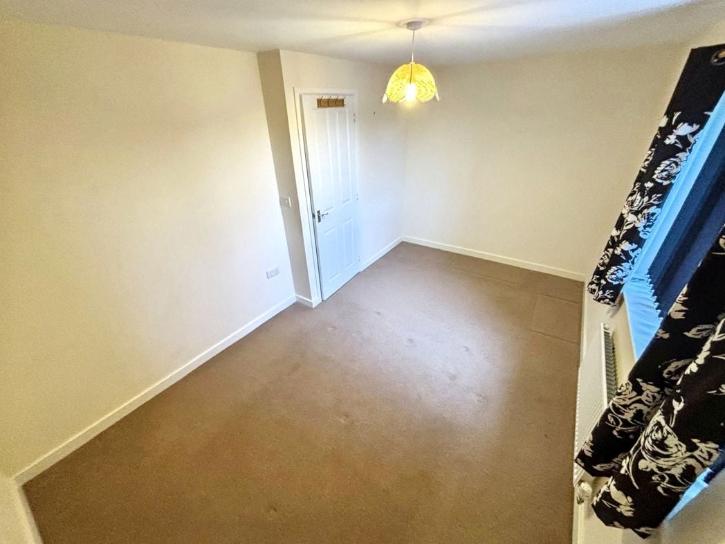 Property image 13 of 16