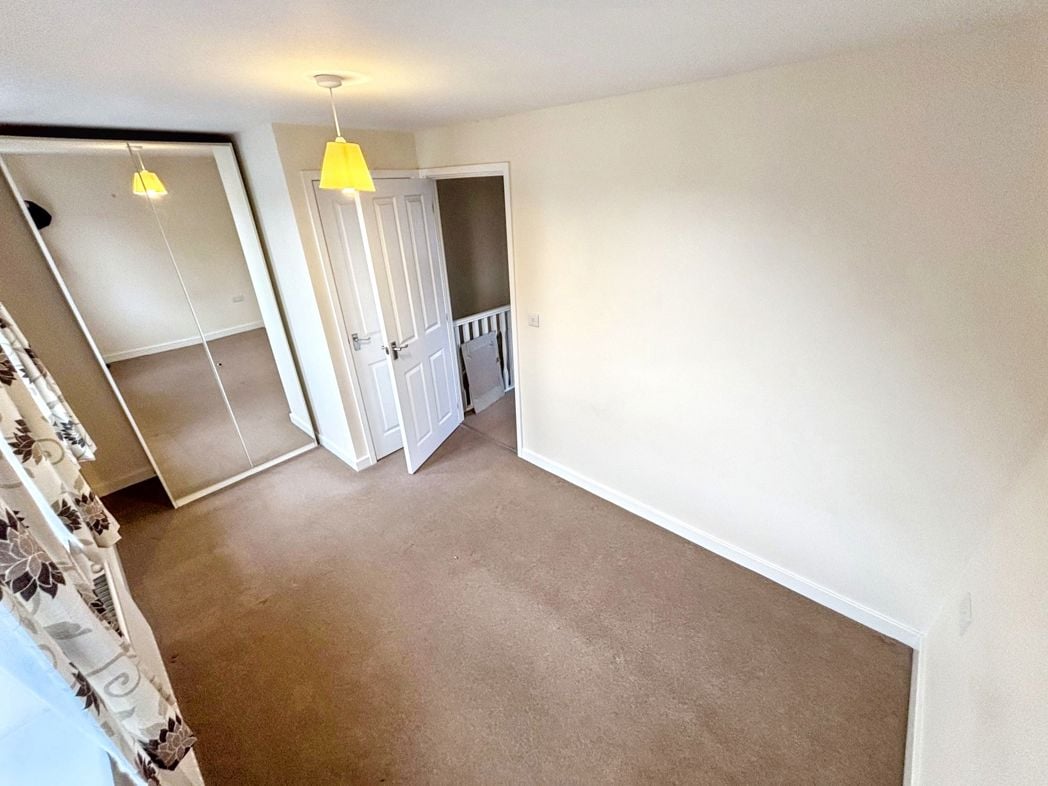 Property image 10 of 16