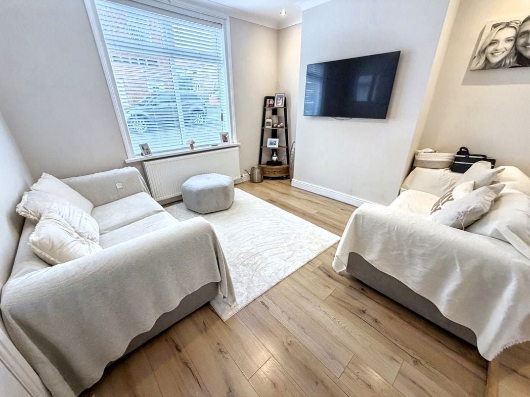 Property image 2 of 18