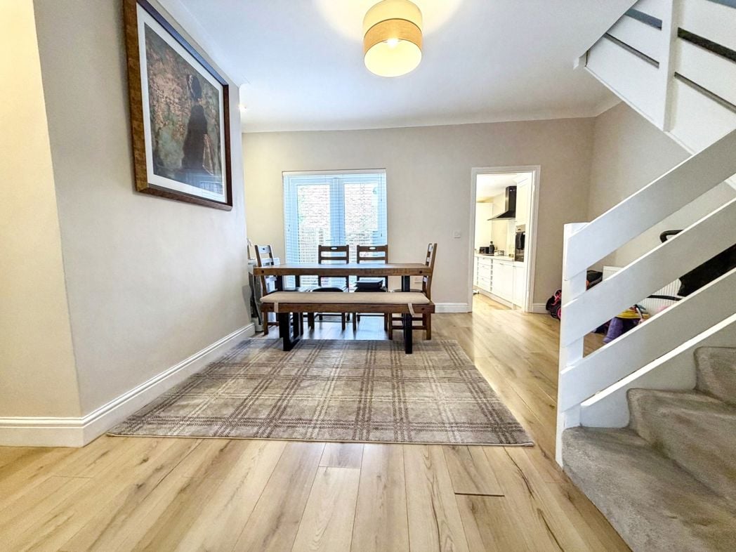 Property image 8 of 18