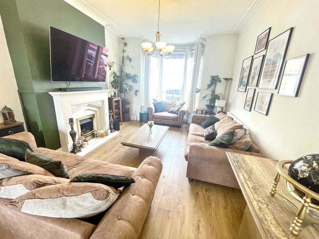 Property image 3 of 14