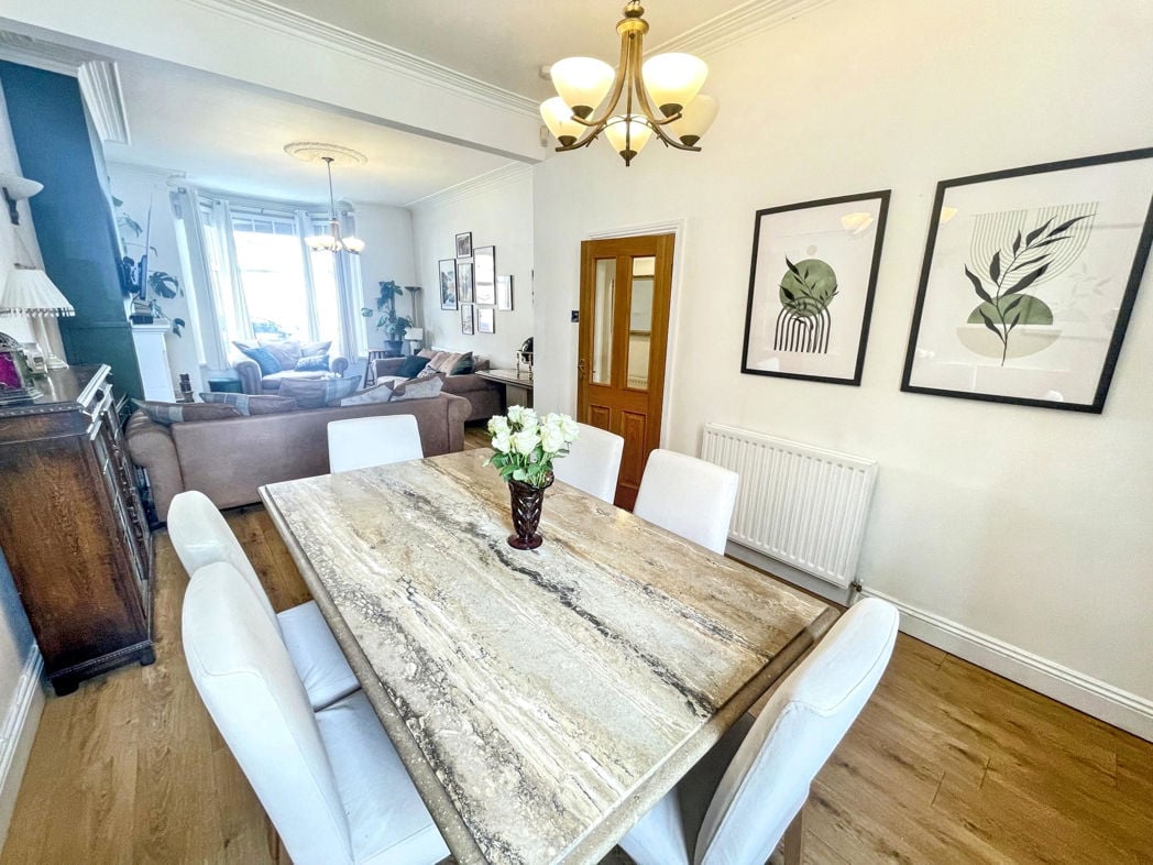 Property image 4 of 14