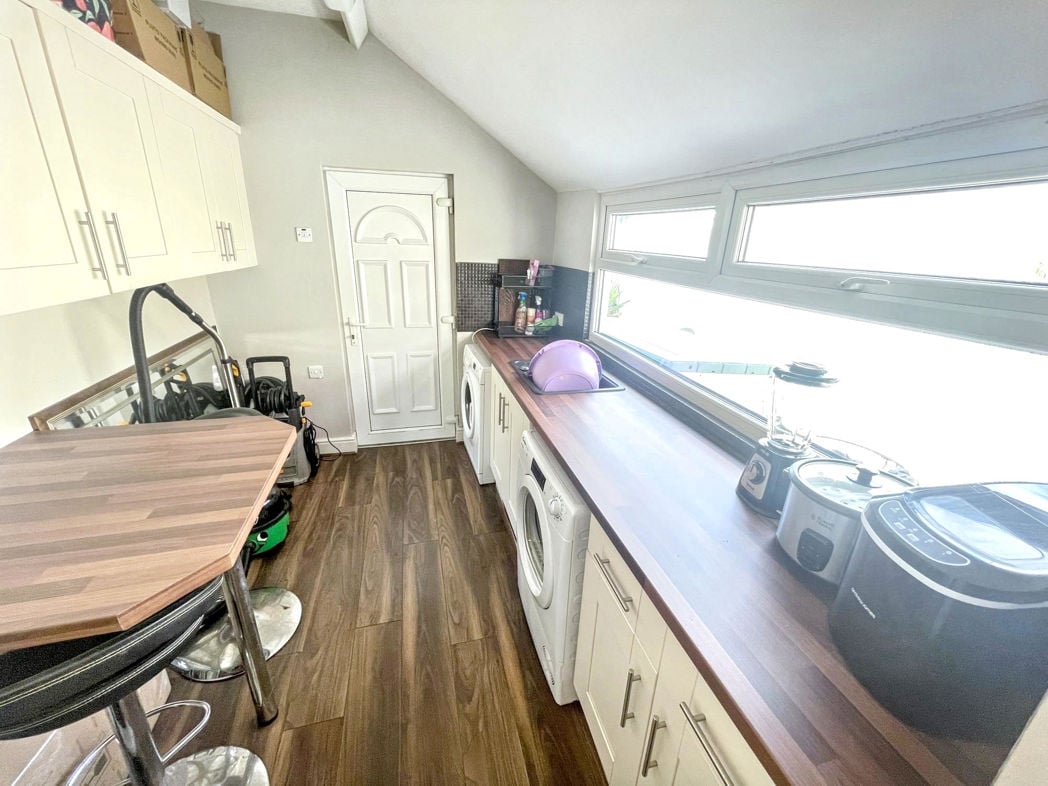 Property image 6 of 14