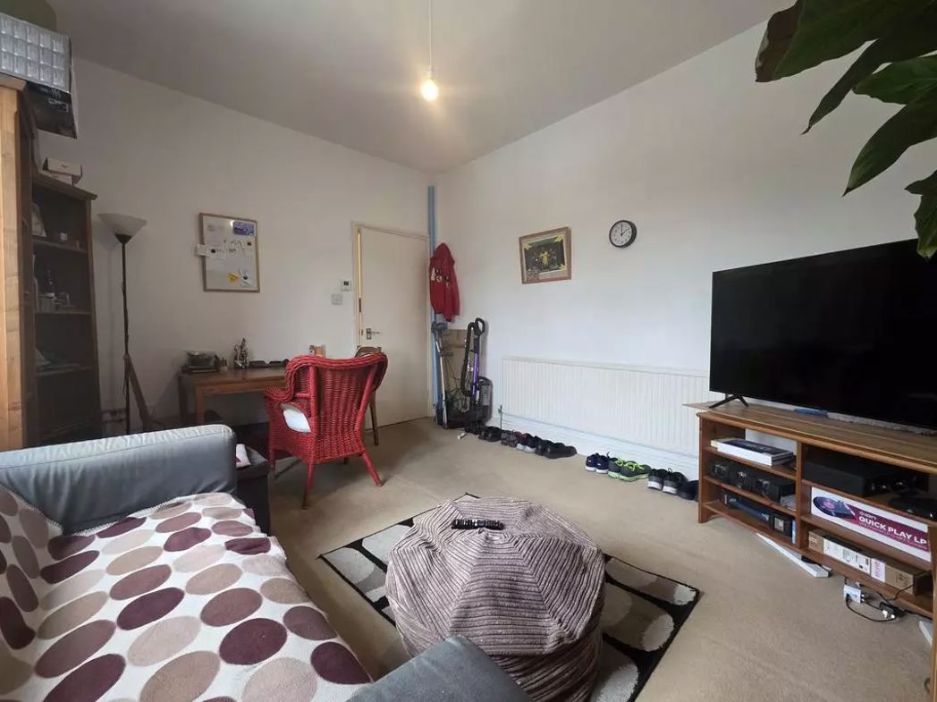 Property image 2 of 6