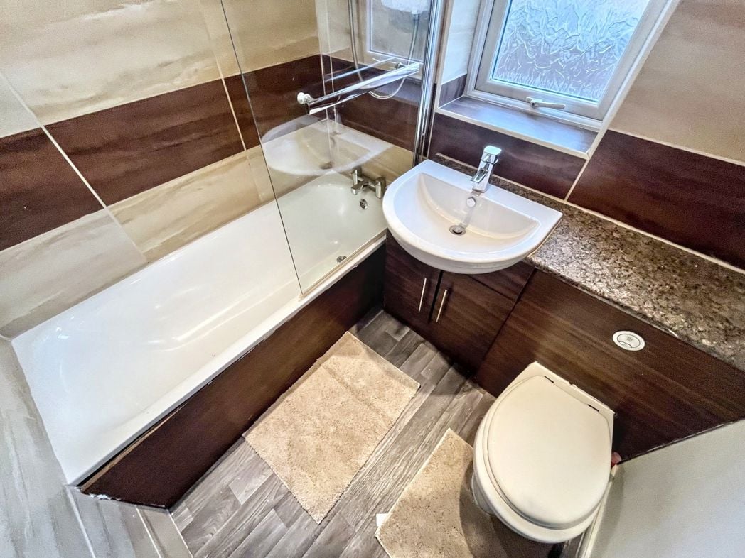 Property image 7 of 14