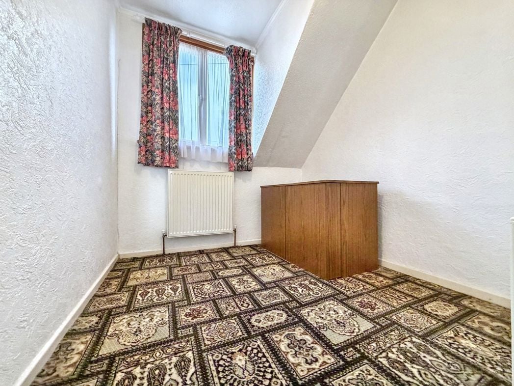 Property image 16 of 25