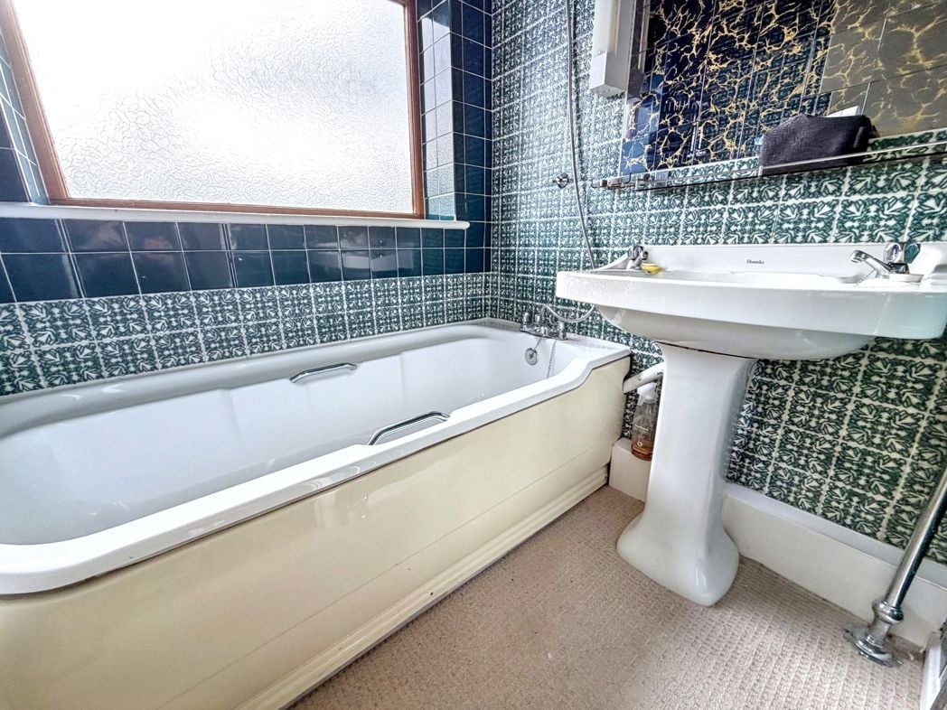 Property image 17 of 25