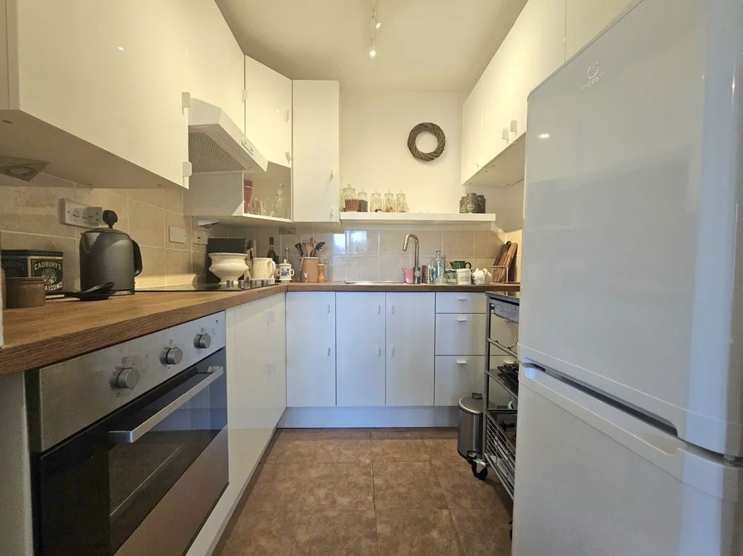 Property image 4 of 6