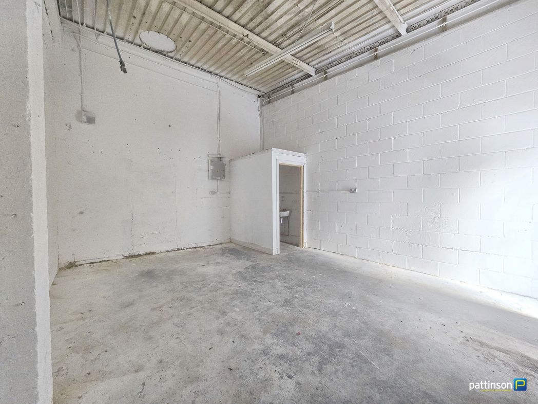 Property image 2 of 5