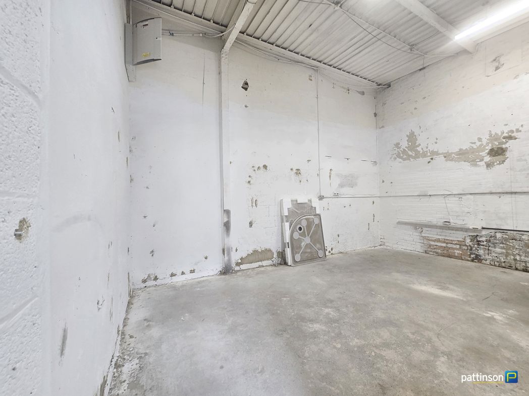 Property image 6 of 8