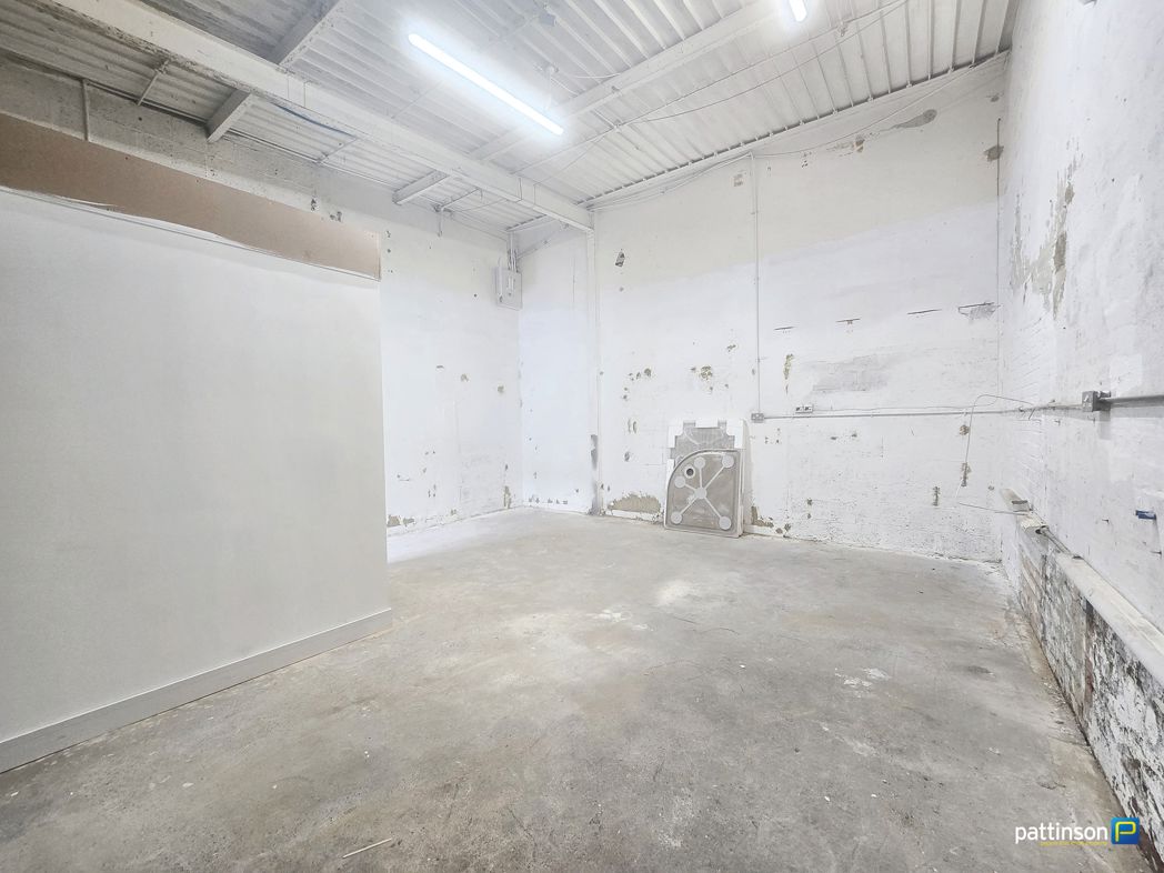 Property image 7 of 8