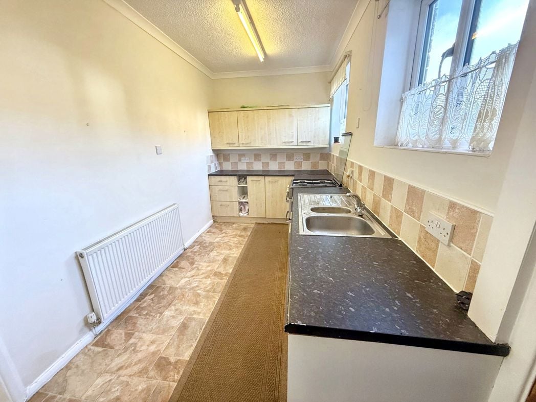 Property image 4 of 19