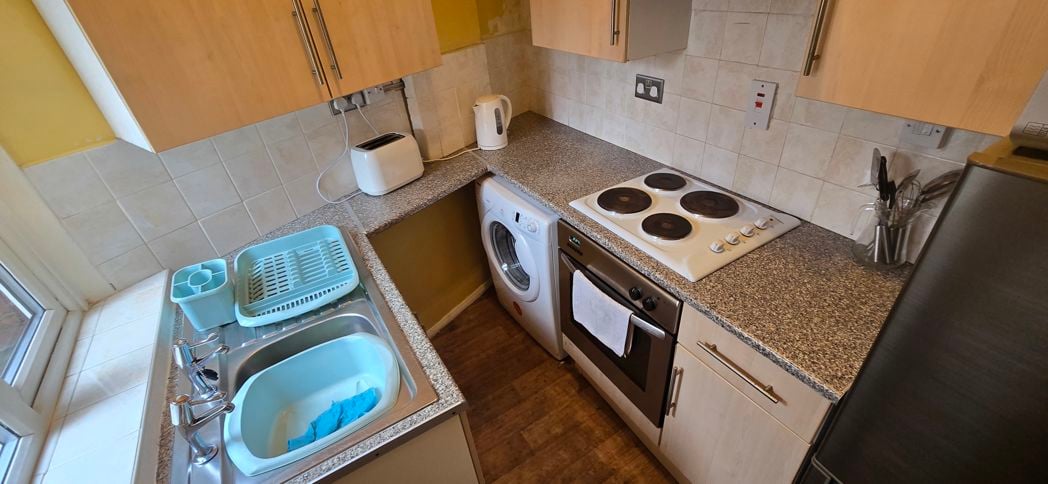 Property image 3 of 12