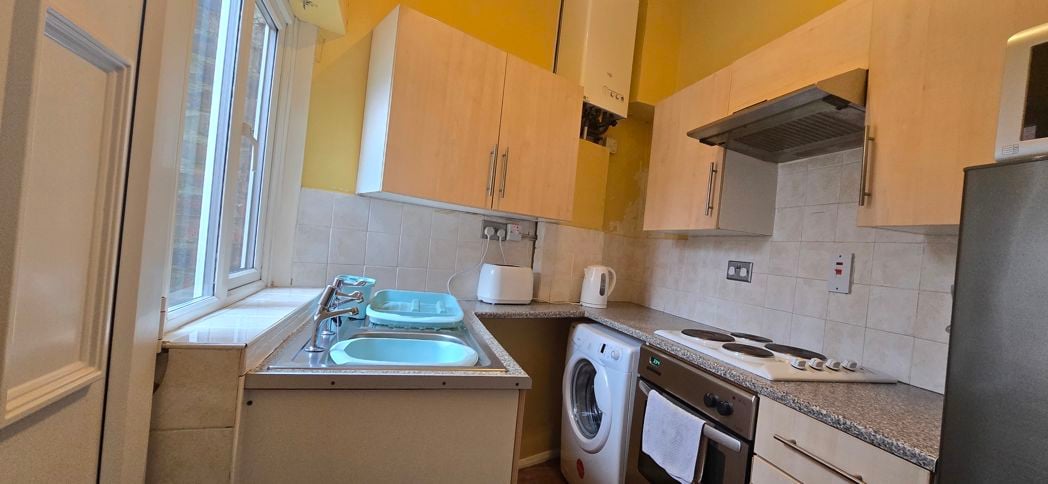 Property image 5 of 12