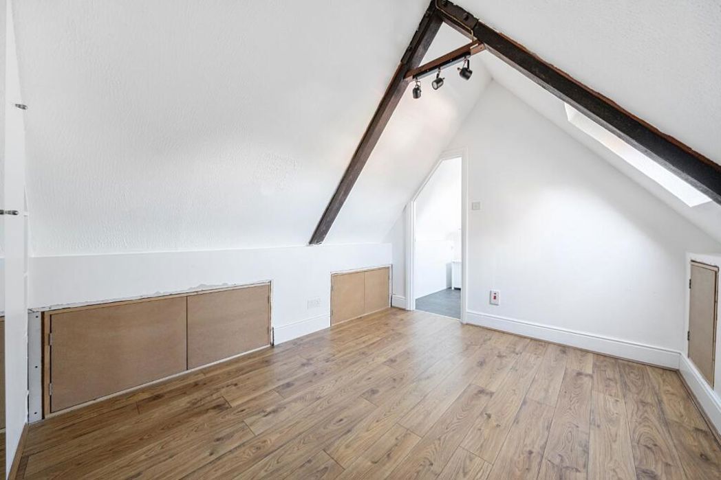 Property image 12 of 18