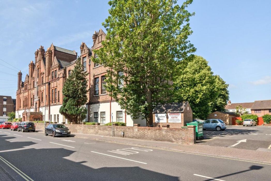 Property image 17 of 18