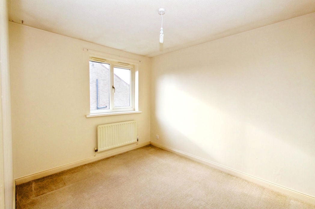 Property image 4 of 11