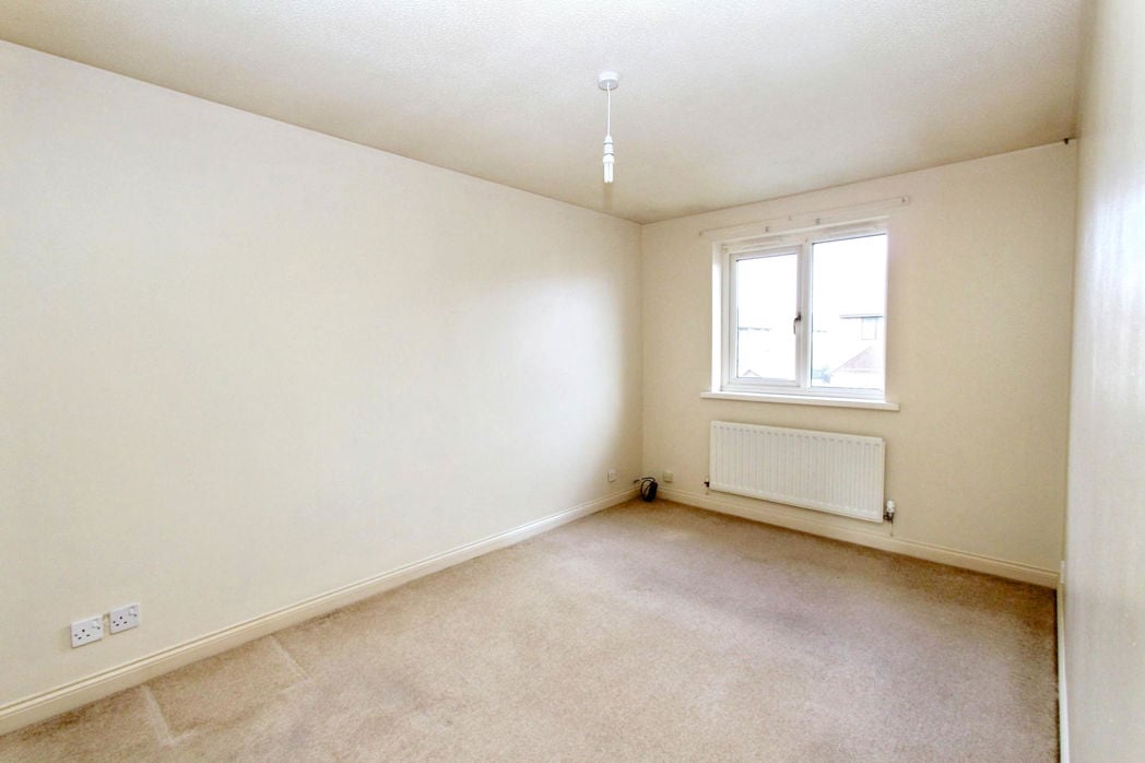 Property image 7 of 11