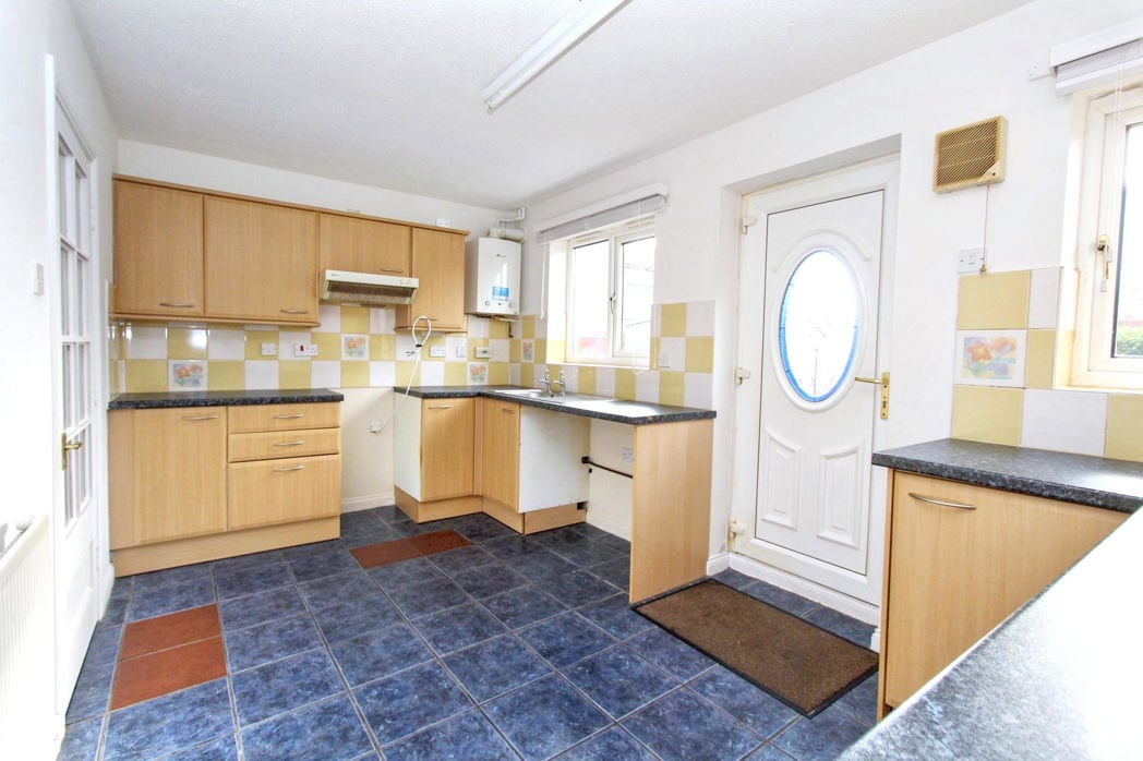 Property image 5 of 11