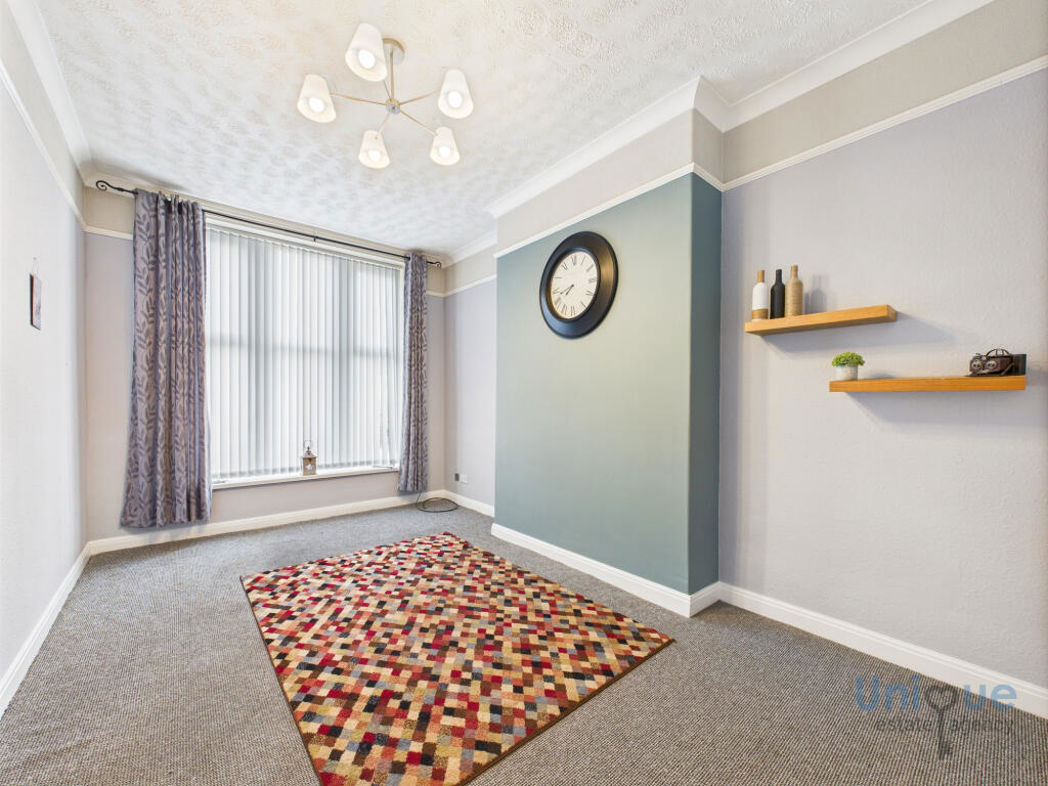 Property image 2 of 6