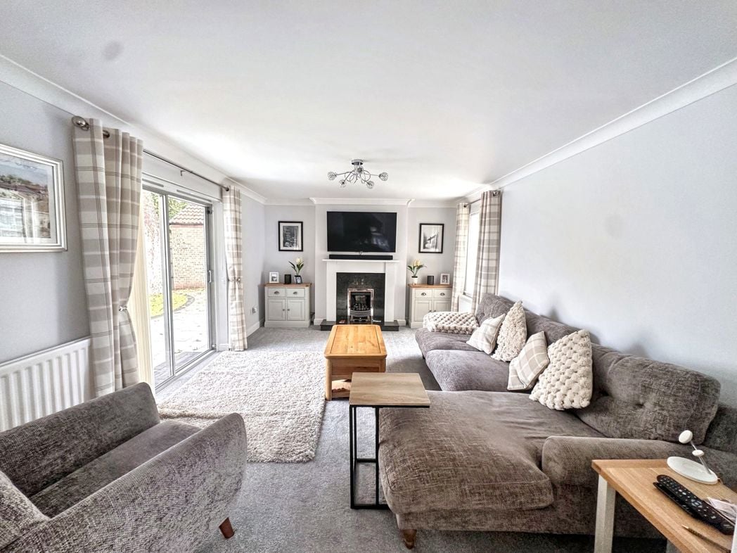 Property image 4 of 21