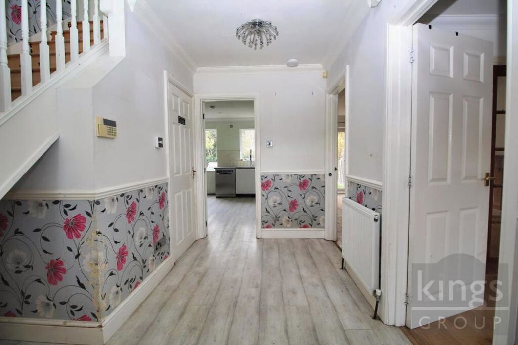 Property image 8 of 22