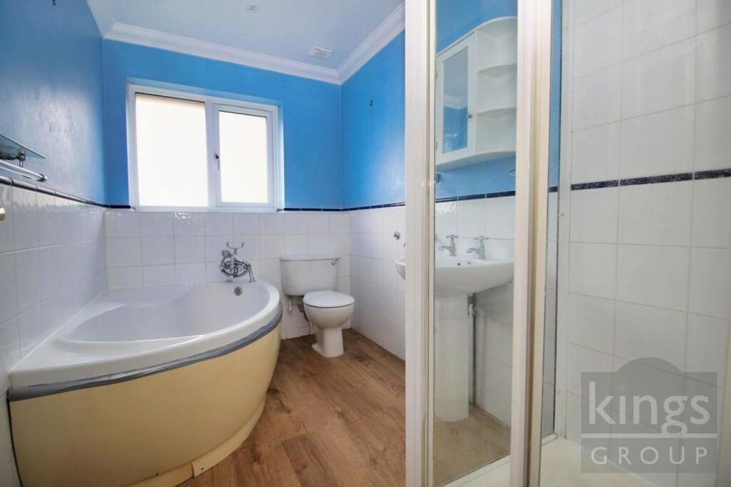 Property image 17 of 22