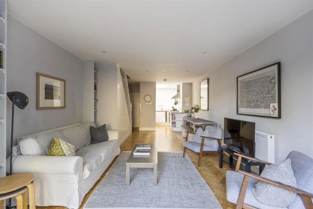 Property image 3 of 12