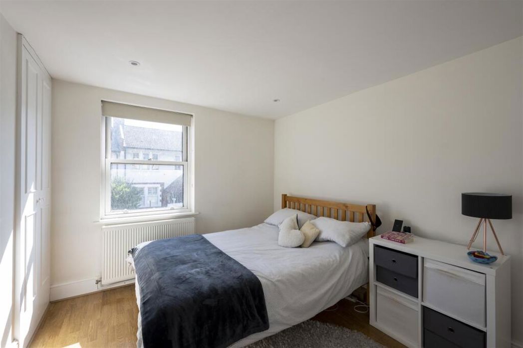 Property image 4 of 12