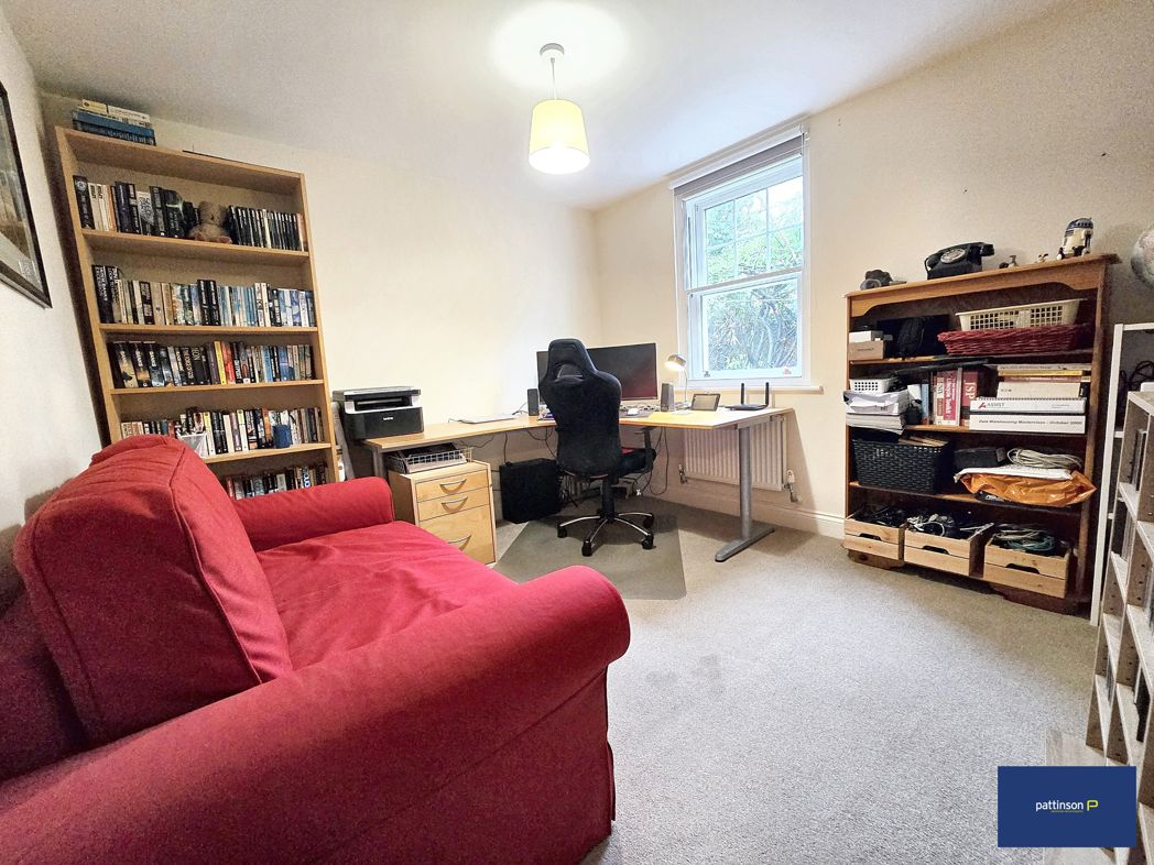 Property image 10 of 14