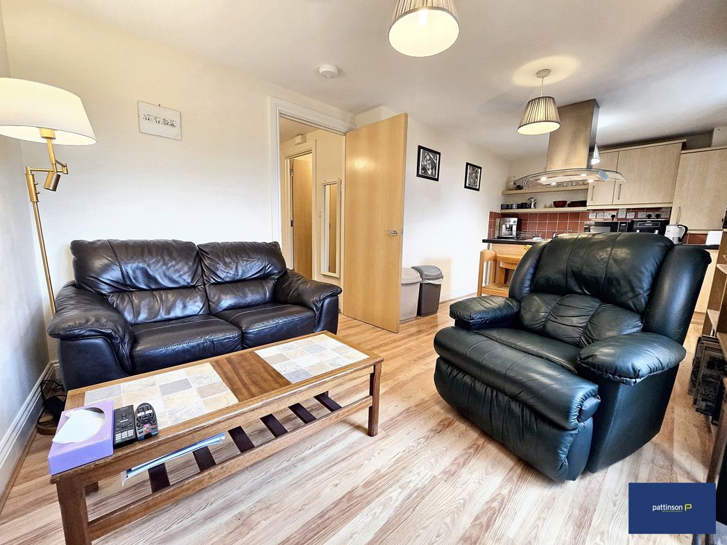 Property image 4 of 14