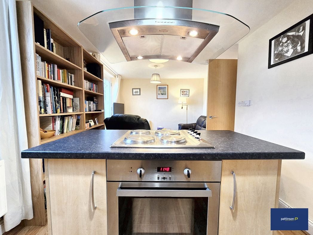 Property image 7 of 14