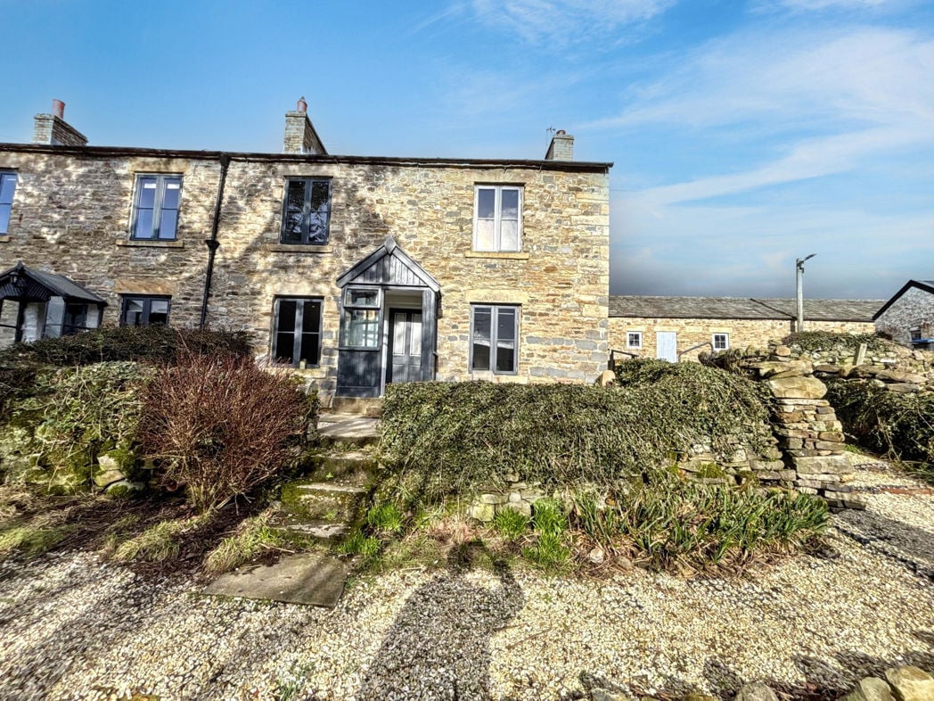 Property image 1 of 21