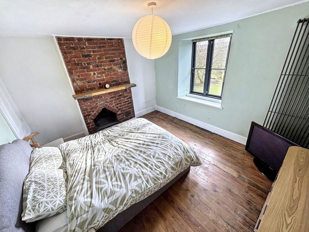 Property image 10 of 21