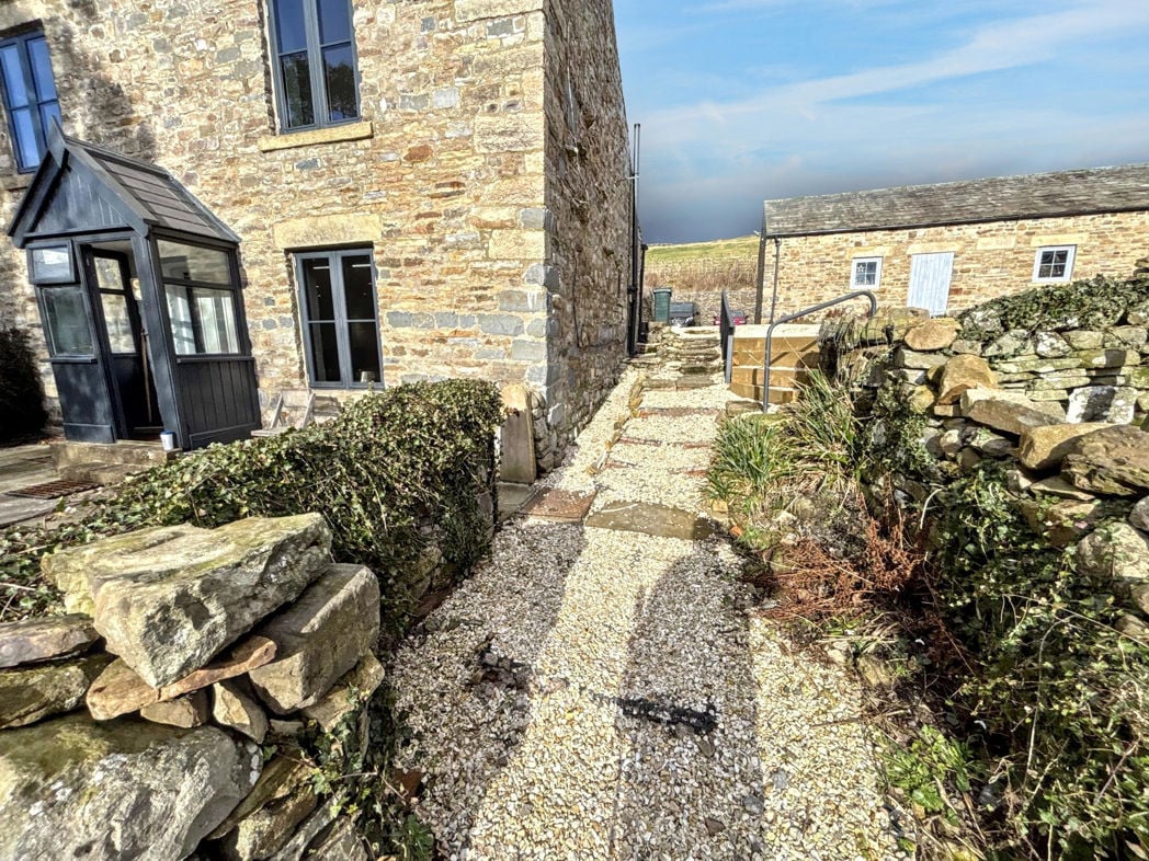 Property image 19 of 21