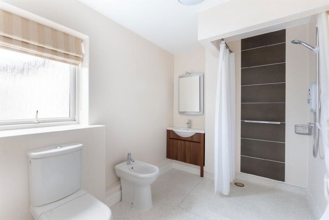 217 Margaret Court, Stratford-upon-Avon, Warwickshire, CV37 7AY