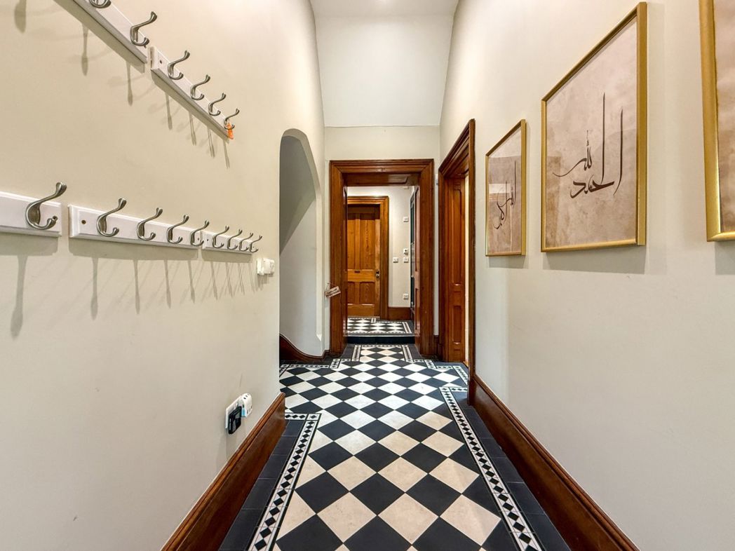 Property image 18 of 40