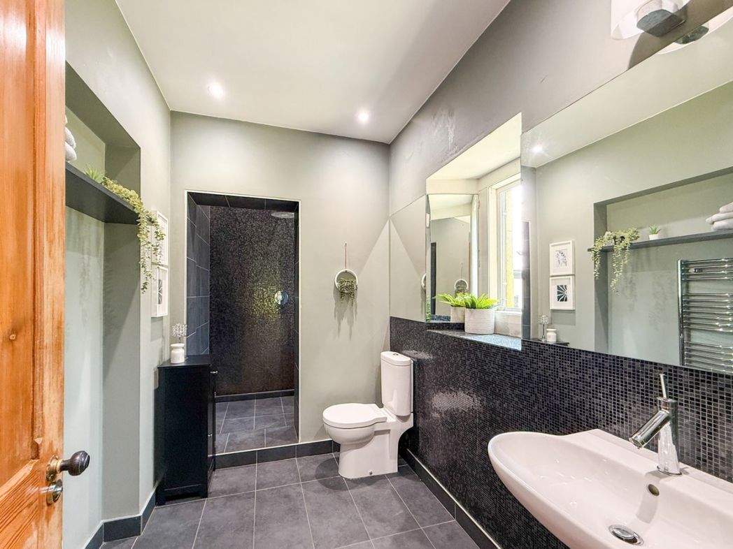 Property image 19 of 40