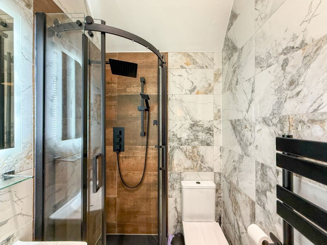 Property image 23 of 40
