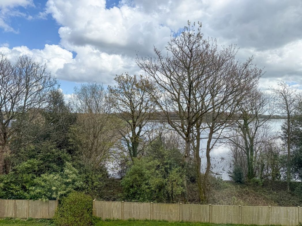 Property image 24 of 40