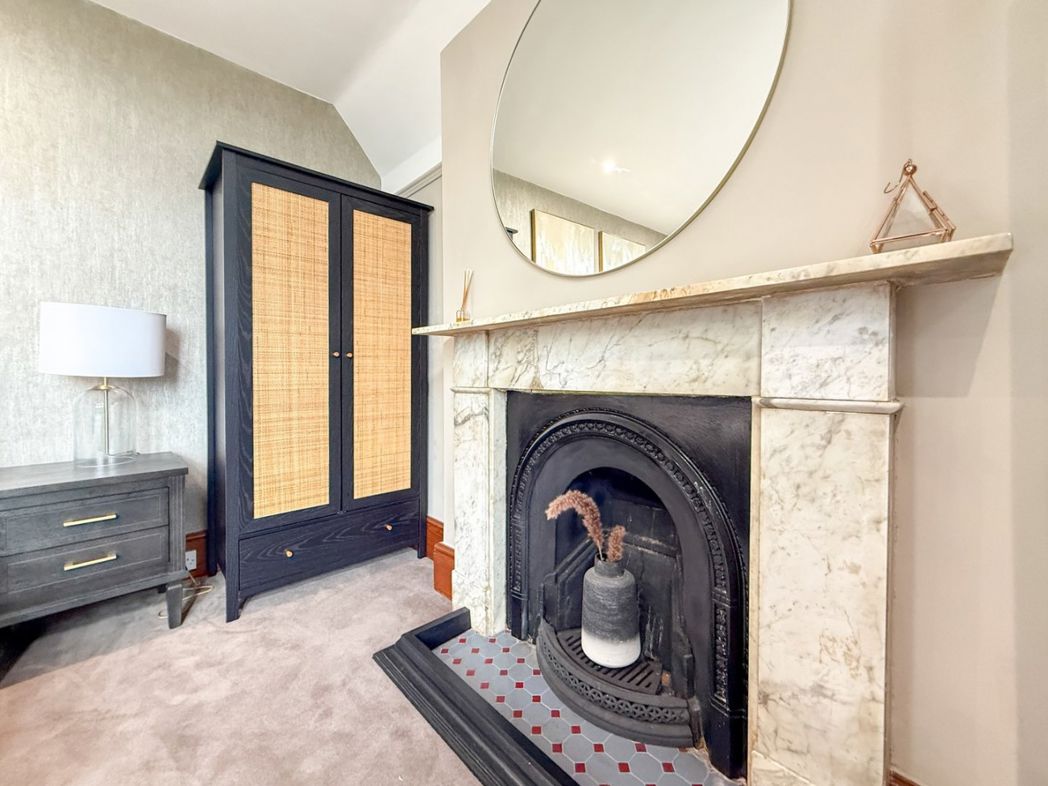 Property image 32 of 40