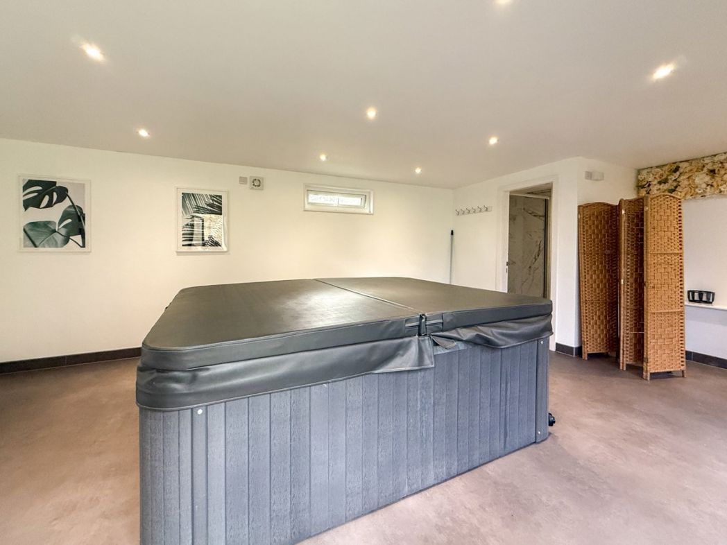 Property image 37 of 40