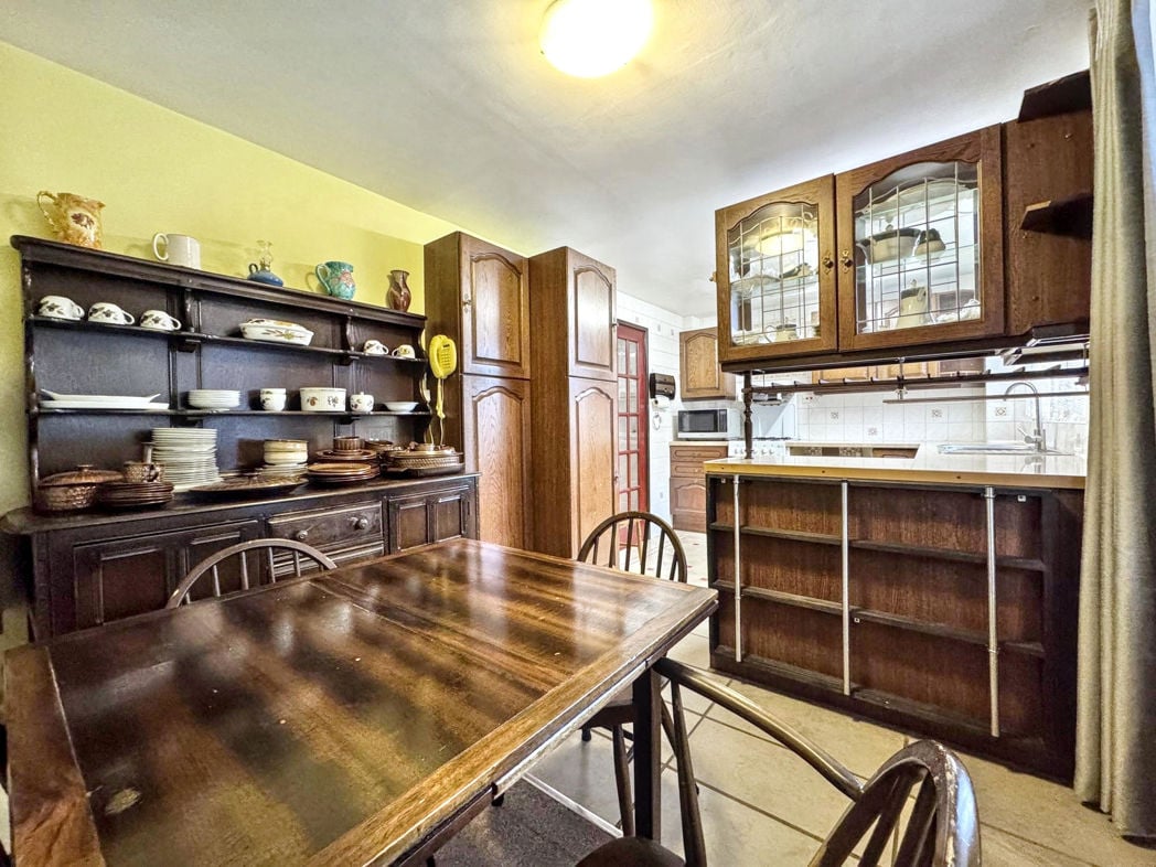 Property image 10 of 23
