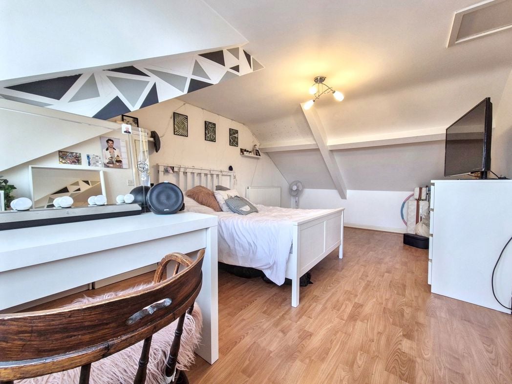 Property image 26 of 28