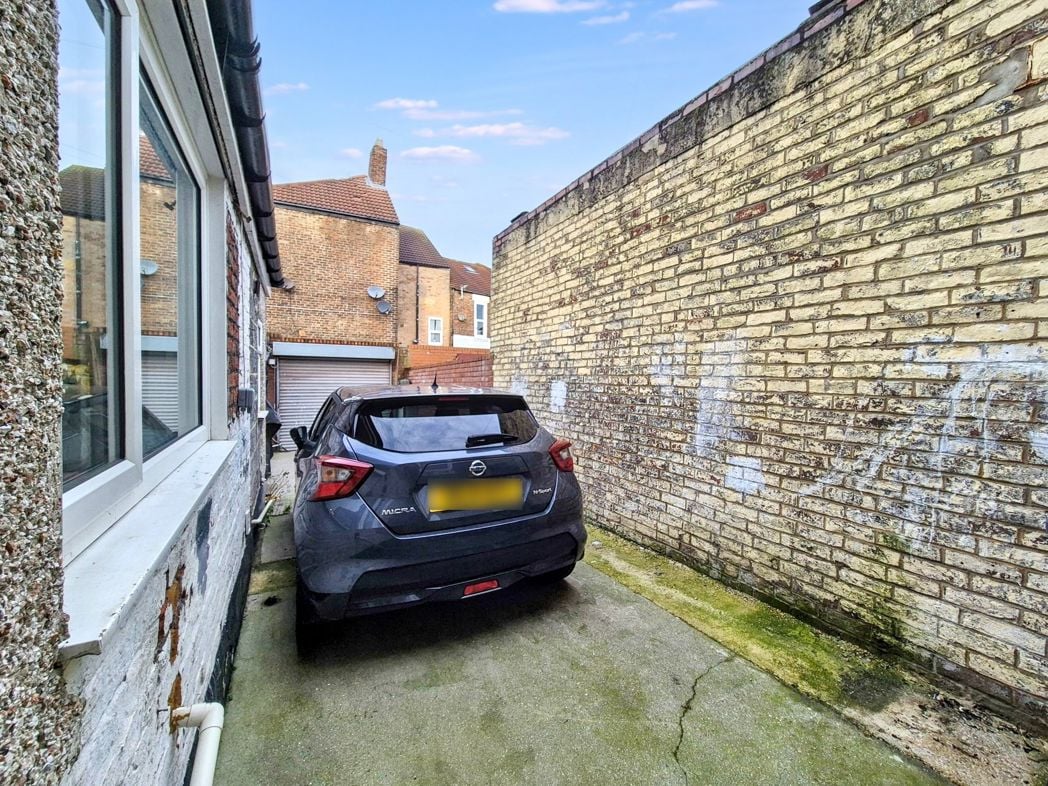 Property image 27 of 28