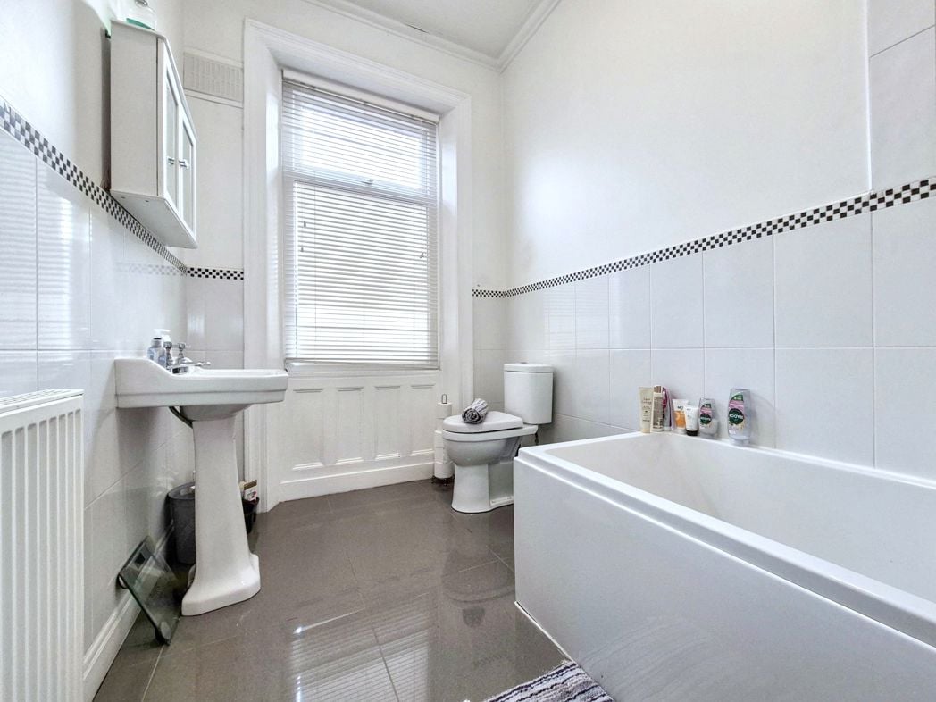 Property image 22 of 28