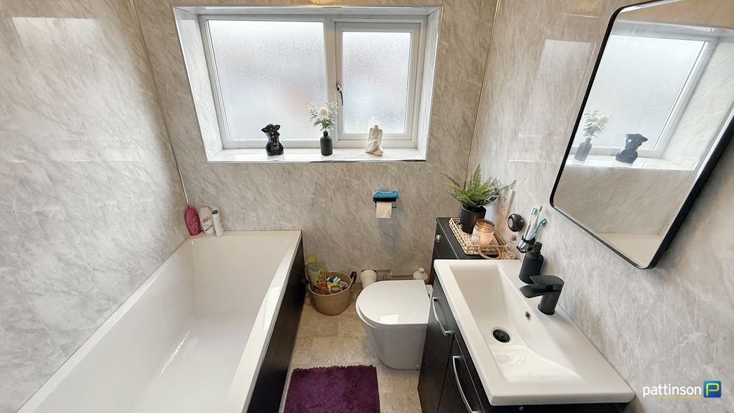 Property image 24 of 32